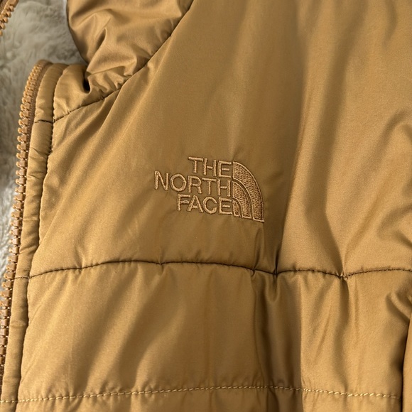 The North Face Coat - Picture 4 of 10